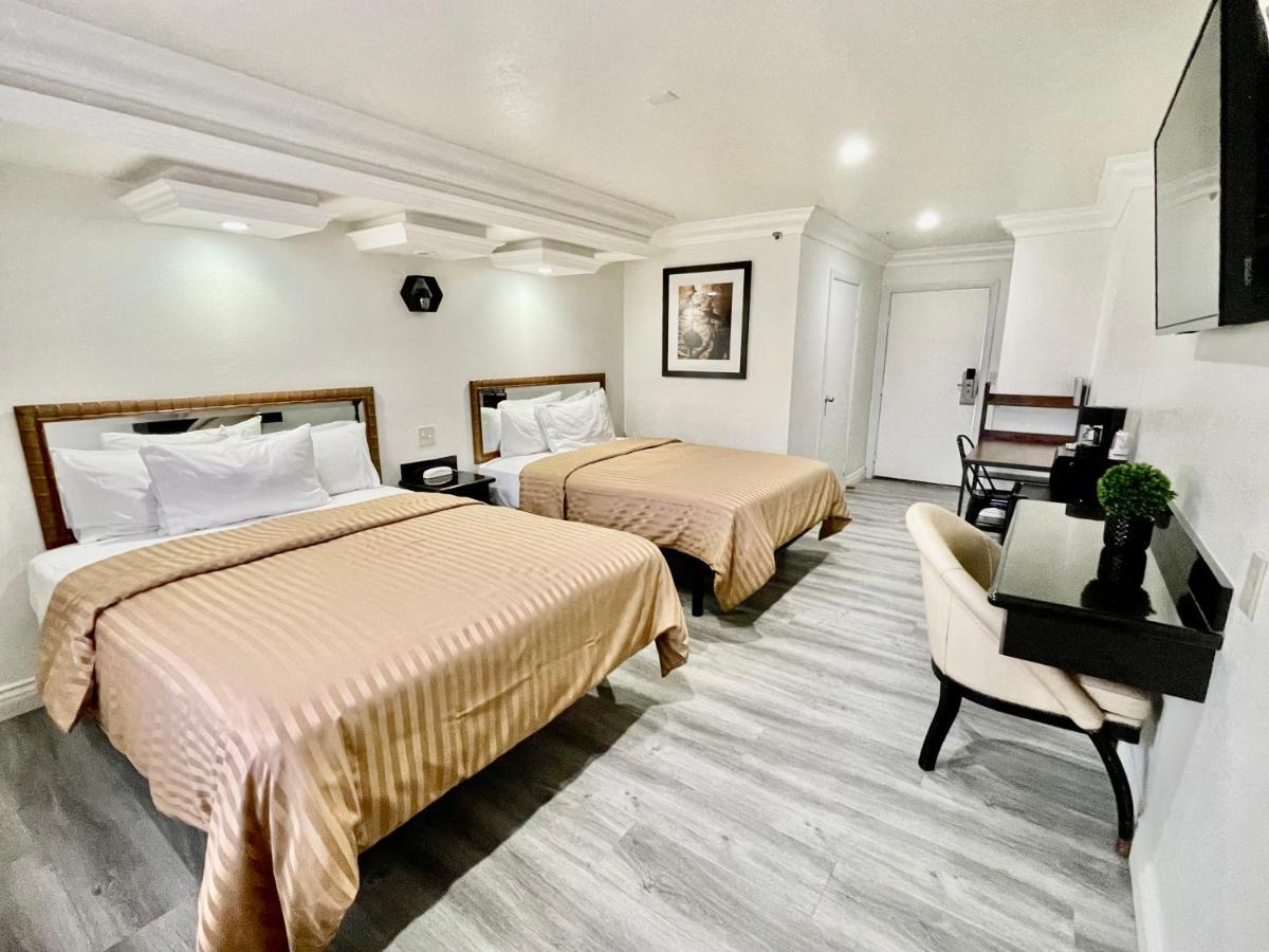 Rodeway Inn Santa Ana Extérieur photo
